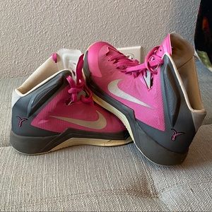 Women’s Basketball Shoes